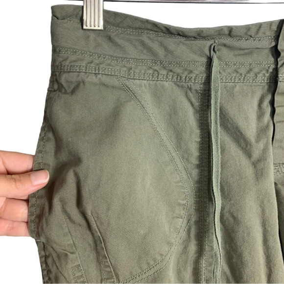 Nike Y2K Women’s Bermuda Cargo Shorts Convertible Green Size Small  100% Cotton - Picture 3 of 13